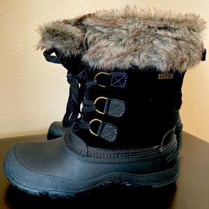 Khombu Slope Black Waterproof Faux Fur Boots Ladies Size 8